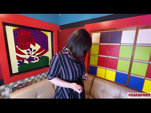 ❤️ Japanese cutie met groot tiete masturbeer met seksspeelgoed en kry 'n orgasme. Sy praat in 'n onderhoud oor haar fokken ervaring. Groot tiete en harige poes wat hard kreun. Osakaporn ❤️❌ Tuisgemaakte pornografie by ons af.xxxpornolive.ru ❌❤